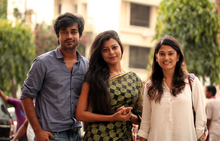 একেবারেই ভিন্ন একটি কনসেপ্ট নিয়ে নির্মিত হয়েছে &lsquo;ব্রেক ছাড়া গাড়ি&rsquo; টেলিছবিটি। এতে দেখা যাবে একজন মানুষ সারাজীবন ছুটে চলেছেন ব্রেক ছাড়া।