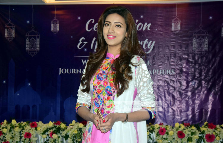 শুধু এদেশের দর্শকের নয়, মিম ওপার বাংলার দর্শকেরও মন জয় করেছেন। তিনি যৌথ প্রযোজনার ছবিতে অভিনয় করে ওপার বাংলায় খ্যাতি লাভ করেছেন। ছবি : মাহবুব আলম।