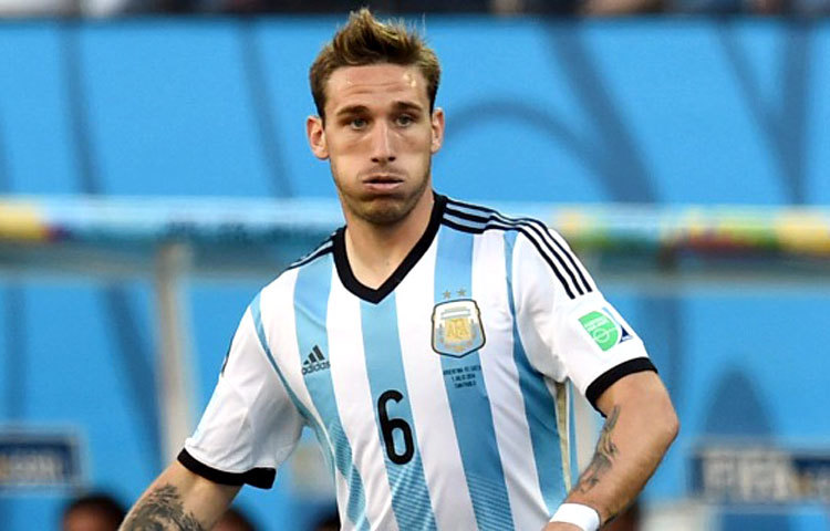 লুকাস বিলিয়া : আগামীকালের ভেতর জাতীয় দল থেকে অবসর নিতে পারেন লুকাস বিলিয়া।