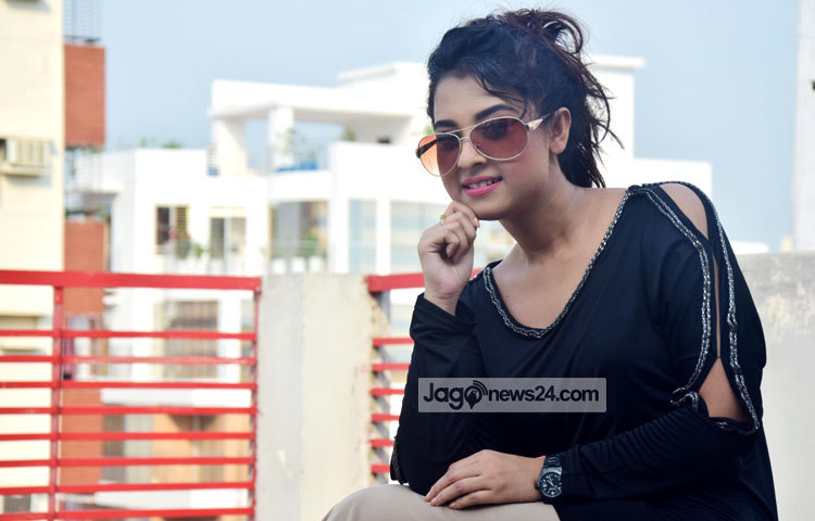 বর্তমানে বুবলি &lsquo;বিগবস&rsquo; শীর্ষক একটি ছবিতে অভিনয় করছেন। এতে তিনি শাকিব খানের বিপরীতে রূপদান করছেন। ছবি : মাহবুব আলম।