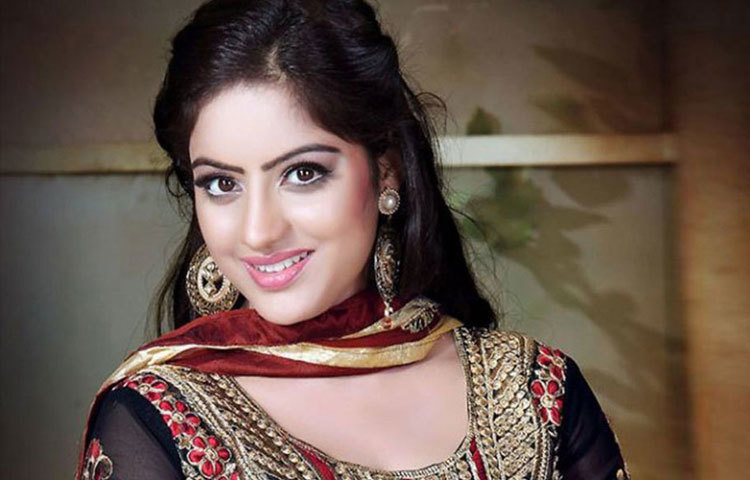 দীপিকা সিং : নাটকের পর্ব প্রতি বিশ হাজার থেকে ত্রিশ হাজার টাকা নিয়ে থাকেন।