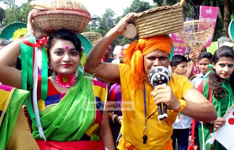 আনন্দ আর উচ্ছ্বাসে কেটেছে আজকের জাতীয় শিক্ষা সপ্তাহের পুরো সময়। ছবি : বিপ্লব দিক্ষিৎ।