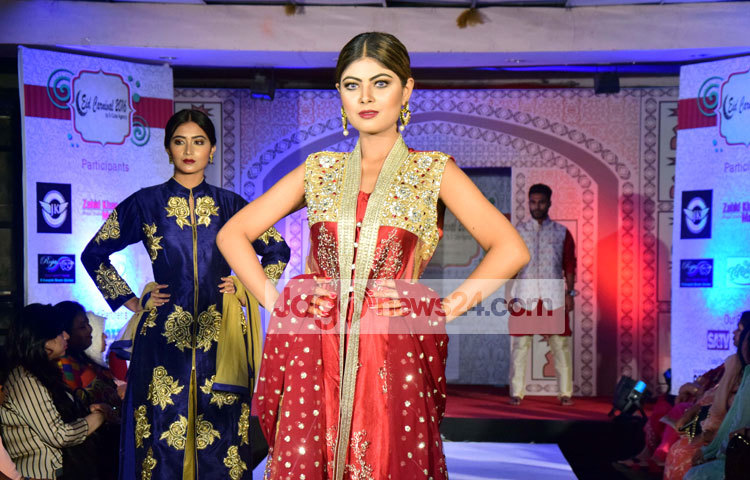 রমজান উপলক্ষে সকাল ১০টা&nbsp; থেকে শুরু হয়ে রাত ১১টা পর্যন্ত চলছে মেলা। ছবি : মাহবুব আলম।