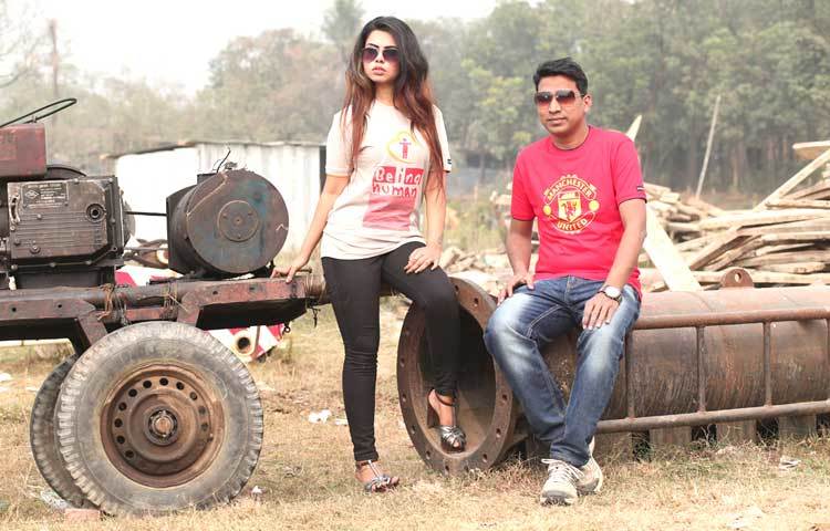 ড্রিমি ওয়েডিং এই গরমে বাহারি টি-শার্ট নিয়ে এসেছে। পোশাক ও ছবি : ড্রিমি ওয়েডিং।