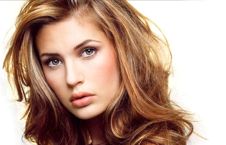 ফরাসি নারীরা তাদের ব্যক্তিত্ব এবং ফ্যাশন সচেতনতার জন্য জনপ্রিয়।