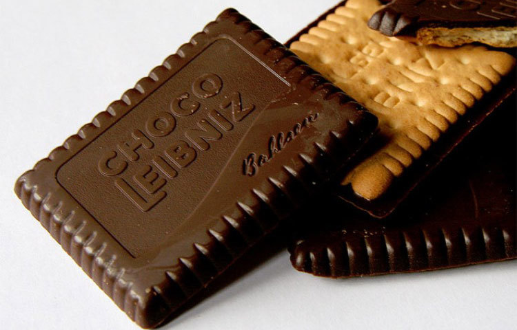 জার্মানি : বিশ্বের দ্বিতীয় চকলেট উৎপাদনকারী দেশ হিসেবে জার্মানি ষষ্ঠ স্থানে রয়েছে। রিটার স্পোর্ট, মিলকা, সারোটি, অ্যালপিয়া অ্যান্ড কাইন্ডার শোকোলাদ সবচেয়ে জনপ্রিয় জার্মান চকলেট ব্র্যান্ড।