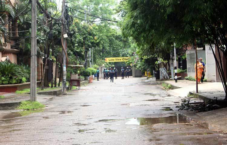 এখনও নিস্তদ্ধ গুলাশান এলাকা। খুব প্রয়োজন ছাড়া বাসার বাইরে কেউ বের হচ্ছেন না। ছবি : বিপ্লব দিক্ষিৎ।