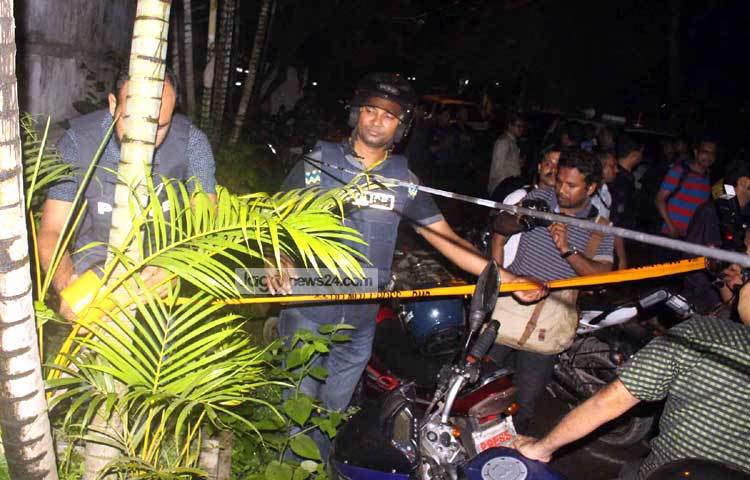 গতকাল রাতেই এক বিবৃতিতে জঙ্গি সংগঠন আইএস এই হামলার দায় স্বীকার করেছে। ছবি : বিপ্লব দিক্ষিৎ।