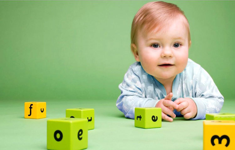 বুদ্ধিমান ব্যক্তি সর্বদা বিভিন্ন বিষয়ে নিজের জ্ঞানবৃদ্ধির চেষ্টা করেন।