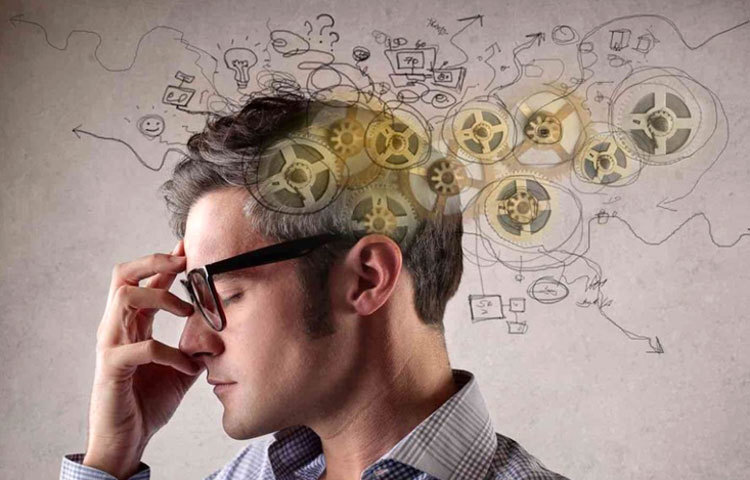 বুদ্ধিমান মানুষরা বিশ্বাস নয়, যুক্তি এবং তথ্যের ভিত্তিতে কথা বলেন।