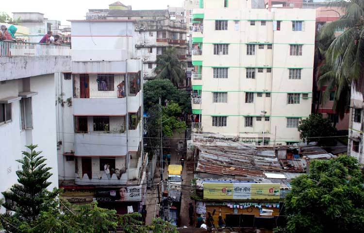 কল্যাণপুরের এই বাড়িতে যৌথ বাহিনী &lsquo;অপারেশন স্ট্রম ২৬&rsquo; নামে অভিযান চালায়।&nbsp; ছবি : বিপ্লব দিক্ষিৎ।