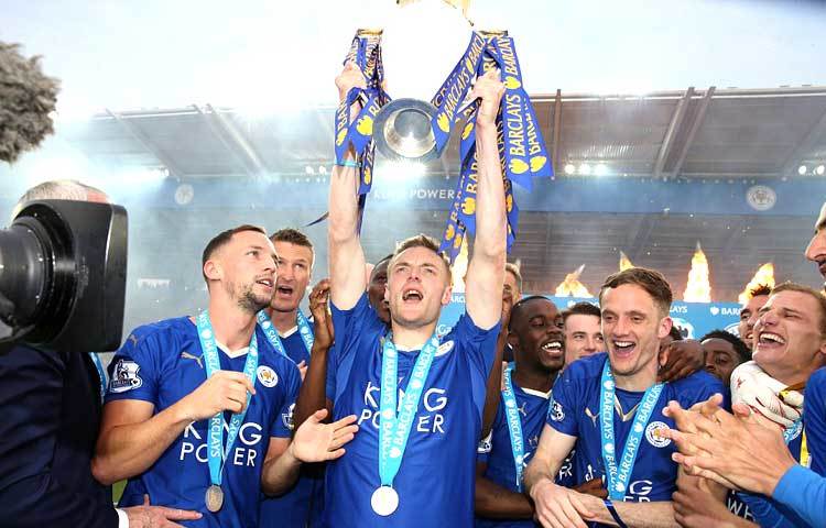 এভারটনের বিপক্ষে ম্যাচ শেষেই আনুষ্ঠানিকভাবে তাদের হাতে শিরোপা তুলে দেয়া হবে। ছবি : ডেউলি মেইল।