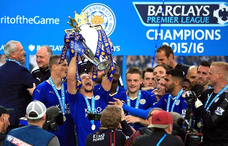 &nbsp;সেই ম্যাচটি অনুষ্ঠিত হয়ে গেলো শনিবার। কিং পাওয়ার স্টেডিয়ামে তো এমনিতেই রাজত্বের মুকুট পরে নামছিল দ্য ফক্সেসরা। ছবি : ডেউলি মেইল।&nbsp;