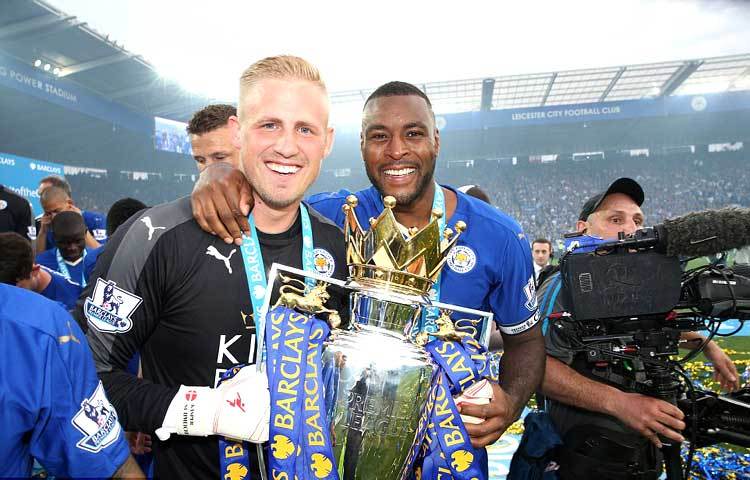 এভার্টন লেস্টারের কাছে ৩-১ গোলের ব্যবধানে হেরে গেলো।