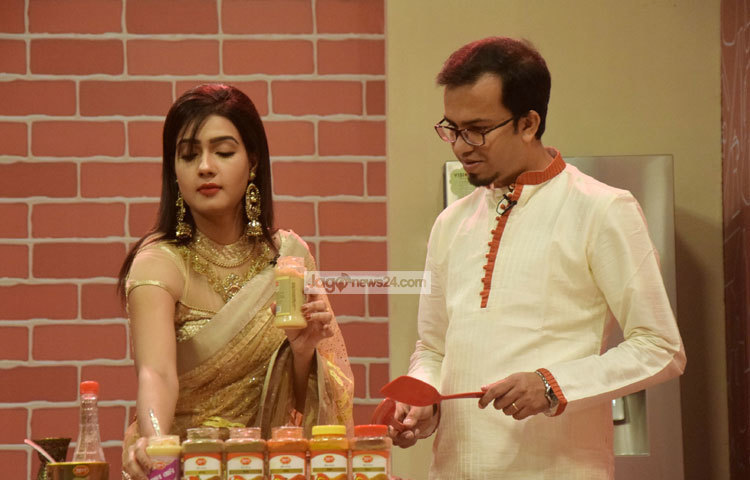 মাহি অপুর এই রান্নার অনুষ্ঠানটি এরই মধ্যে দৃশ্য ধারণের কাজ সম্পন্ন হয়েছে। ছবি : মাহবুব আলম।