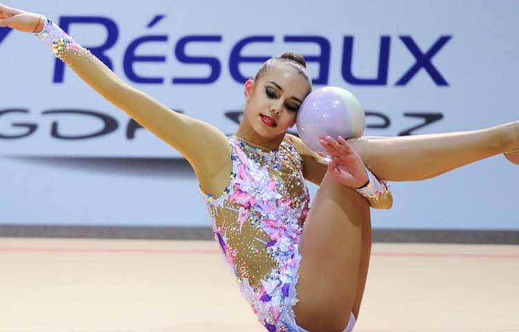 মার্গারিটা রাশিায় জনপ্রিয় ক্রীড়া ইভেন্ট রিদমিক জিমন্যাস্টিক্সের একজন চ্যাম্পিয়ন।