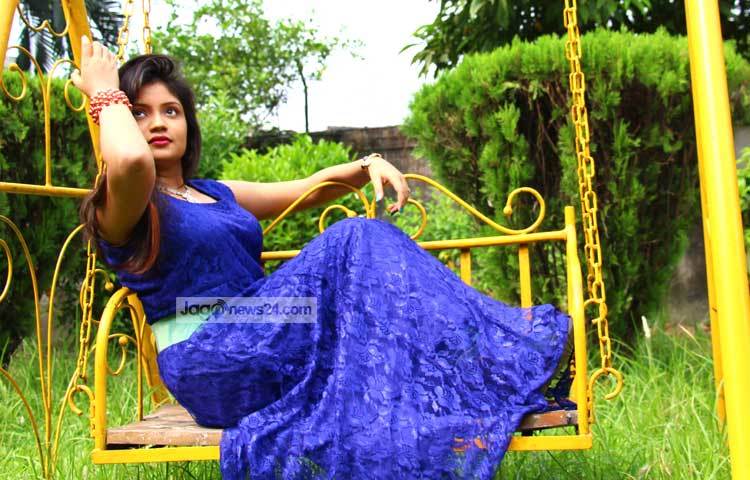 ঢাকাই চলচ্চিত্রের নায়িকা সংকটের এ মুহূর্তে মারিয়ার আগমন সত্যিই আনন্দের বার্তা নিয়ে এসেছে। ছবি : এসডি প্রিন্স।