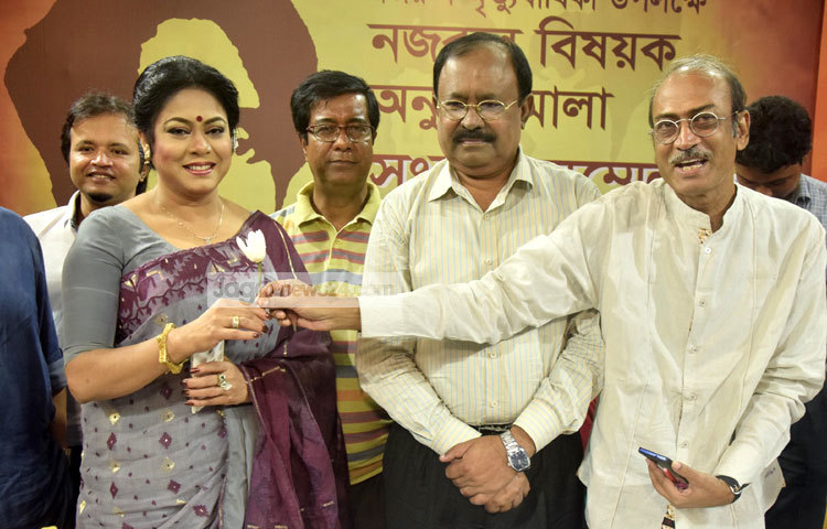 এ উপলক্ষে আজ বৃহস্পতিবার (২৫ আগস্ট) রাজধানীর তেজগাঁও য়ে অবস্থিত চ্যানেল আই ভবনে এক সংবাদ সম্মেলনের আয়োজন করা হয়। ছবি : মাহবুব আলম।