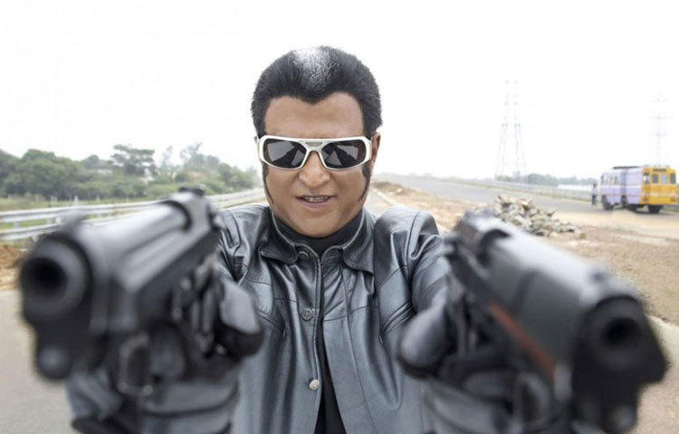 রজনীকান্ত উড়তে পারেন না। তবে তিনি লাফিয়ে শূন্যে উঠতে পারেন। আর কখন নীচে নামবেন, সেটাও তিনি নির্ধারণ করতে পারেন।