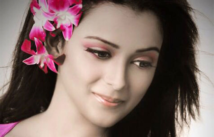 রূপসা অভিনীত প্রথম বাংলা ছবি &lsquo;কখনও বিদায় বলো না&rsquo;। এ ছবিতে কাজ করে তিনি সামনে চলার প্রেরণা লাভ করেছেন।