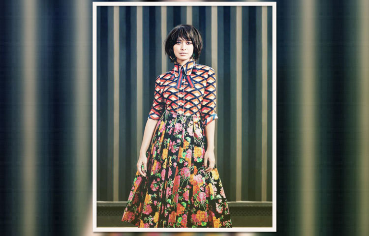 বলিউডের রুপালি জগতে নতুন রানি হয়ে আসছেন সায়নী গুপ্ত।