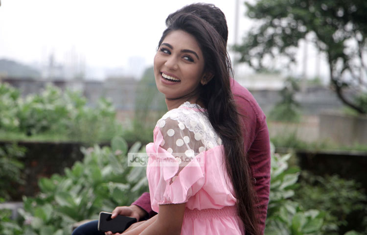 দৃকের পরিবেশনায় পিআর প্রোডাকশানের ব্যানারে ধারাবাহিকটি নির্মিত হয়েছে। আলোকচিত্রী : মাহবুব আলম।