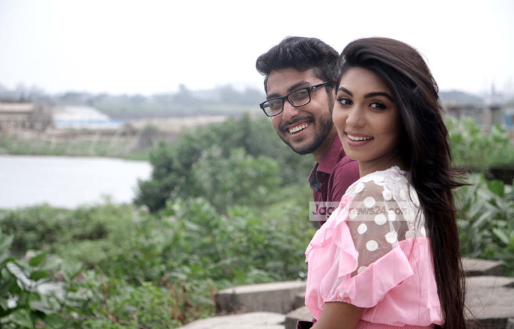 গত ১৩, ১৪ ও ১৫ জুন ঢাকার বিভিন্ন লোকেশানে &lsquo;যা কিছু ঘটে&rsquo; ধারাবাহিকটি শুটিং সম্পন্ন হয়েছে। আলোকচিত্রী : মাহবুব আলম।