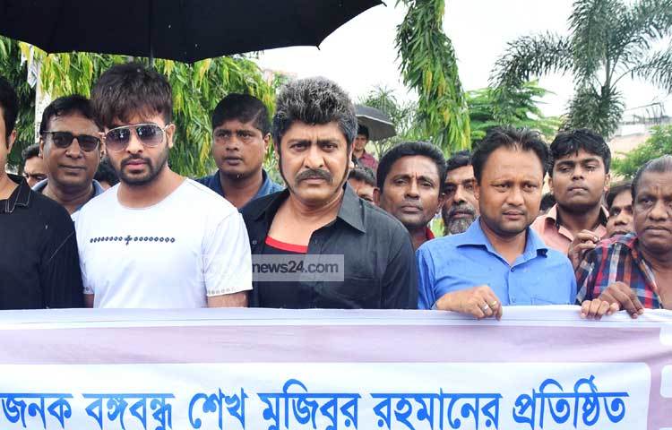 সম্প্রতি সেন্সরে জমা পড়েছে কলকাতার ছবি &lsquo;কেলোর কীর্তি&rsquo;। এটি আগামী ঈদুল আজহায় মুক্তি দেওয়ার চেষ্টা চলছে। ছবি : মাহবুব আলম।