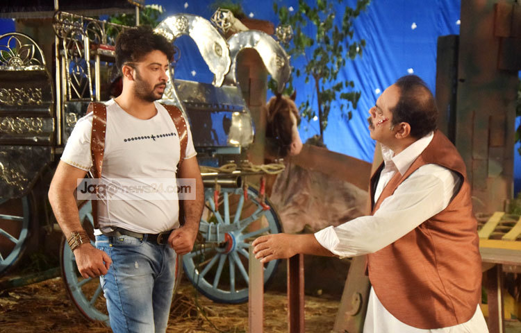 বসগিরি ছবিতে নায়ক শাকিব খানের বিপরীতে নবাগতা বুবলি অভিনয় করছেন। ছবি : মাহবুব আলম।