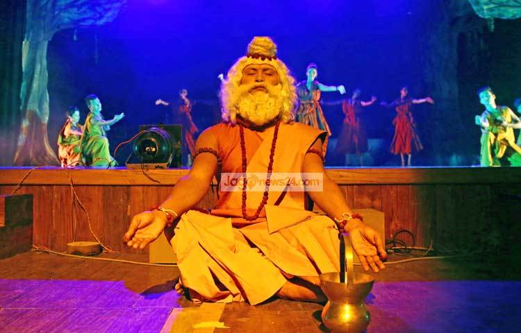 শকুন্তলা নৃত্যনাট্যের আয়োজনে সহযোগিতা করেছে শিল্পকলা একাডেমি ও সংস্কৃতিবিষয়ক মন্ত্রণালয়। ছবি : মাহবুব আলম।