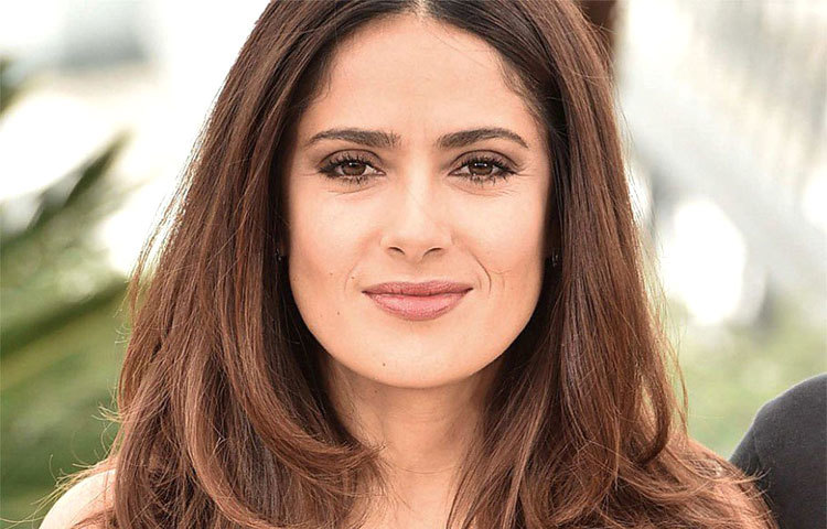 সালমা হায়েক : তিনি হলিউড সুন্দরী এবং বিশ্ববিখ্যাত অভিনেত্রী। তার স্বামী ধনকুবের ফ্রাঙ্কো-হেনরি পিনোলত।