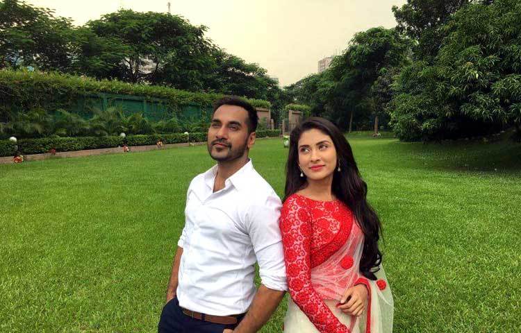 জানা গেছে, সজল ও মেহজাবিন আসছে ঈদুল আজহার আরো বেশ কিছু নাটক ও টেলিছবিতে অভিনয় করবেন।