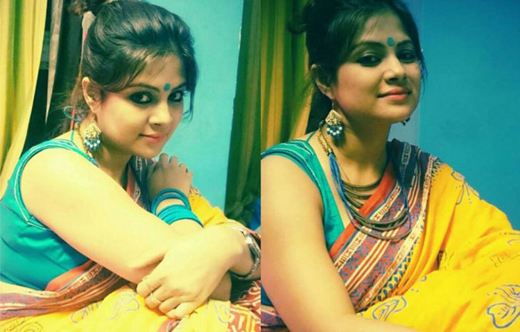 সবাই আশা করছে স্মিতার রূপ ও সৌন্দর্যে বাংলা ছবির দর্শকরা মুগ্ধ হবেন।