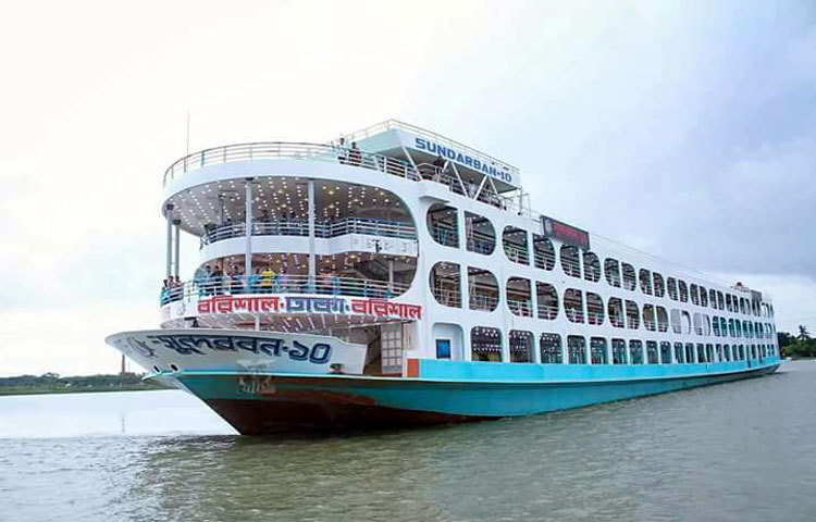 ৩৩২ ফুট দৈর্ঘ্য এ লঞ্চের প্রস্থ ৫২ ফুট। এর লোয়ার ডেক, আপার ডেক ও দু&rsquo;শতাধিক প্রথম শ্রেণির কক্ষ (কেবিন) ছাড়াও ১৫টি ভিআইপি কক্ষে অনুমোদিত যাত্রী ধারণক্ষমতা ১ হাজার ৪০০ জন।