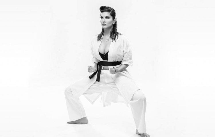 কঠিন লড়াইয়ের জন্য প্রস্তুত সানি লিওন।