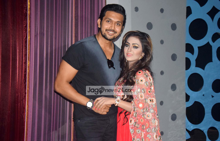 ছবিটি প্রসঙ্গে আরিফিন শুভ বলেন, &lsquo;জাকির হোসেন রাজুর মতো গুণী নির্মাতার সঙ্গে কাজ করার সৌভাগ্য হয়েছে আমার।&rsquo; ছবি : মাহবুব আলম।