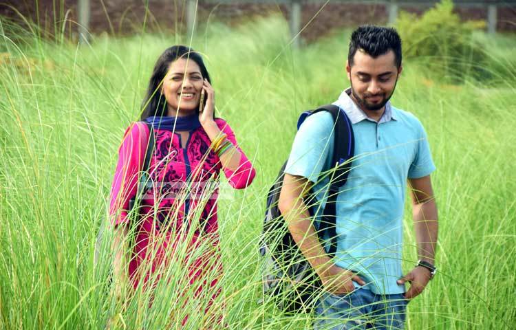 রোমান্টিক ঘরানার গল্প নিয়ে এ নাটকের কাহিনি গড়ে উঠেছে। ছবি : মাহবুব আলম।