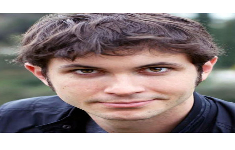 টোবিগেমস : তিনি ইউটিউব থেকে ২.১৮ মিলিয়ন ডলার আয় করেছেন।