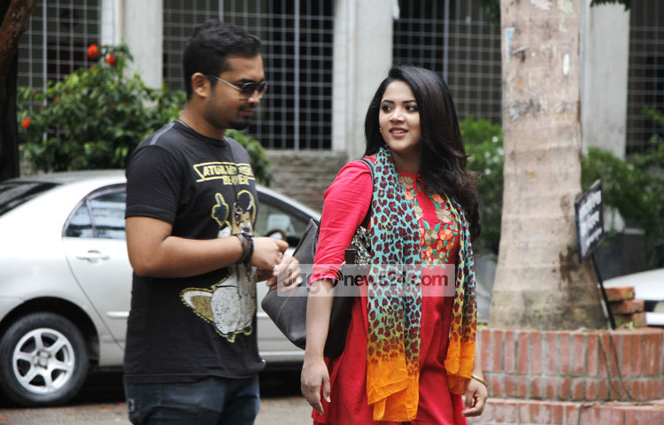 ঈদে নাটকটি দর্শকদের বাড়তি আনন্দ দেবে বলে প্রত্যাশা করছেন ঊর্মিলা। ছবি : মাহবুব আলম।