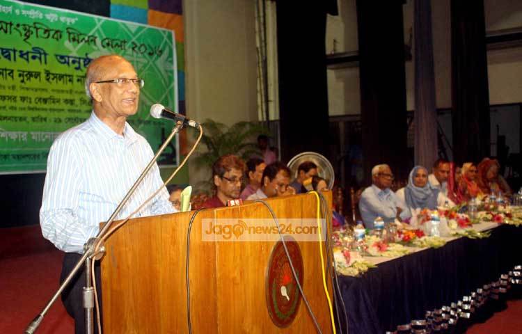অনুষ্ঠানে বক্তব্য দিচ্ছেন শিক্ষামন্ত্রী নূরুল ইসলাম নাহিদ। ছবি : বিপ্লব দিক্ষিৎ