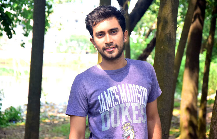 জোভানের মডেলিংয়ে শাওন গানওয়ালার কন্ঠে গাওয়া &lsquo;ইচ্ছে মানুষ&rsquo; শিরোনামের মিউজিক ভিডিওটি সবার কাছ থেকে ব্যাপক প্রশংসিত হয়েছে। ছবি : মাহবুব আলম।