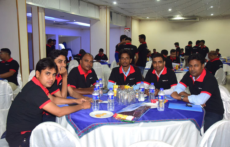 সম্মেলনে প্রতিনিধিরা তাদের কাজের বিভিন্ন অভিজ্ঞতার কথা বিনিময় করছেন। ছবি : মাহবুব আলম।