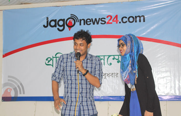 প্রতিনিধি সম্মেলনের মূল আকর্ষণ মীরাক্কেলজয়ী দুই বাংলার জনপ্রিয় কৌতূক অভিনেতা আবু হেনা রনি। ছবি : বিপ্লব দিক্ষিৎ।