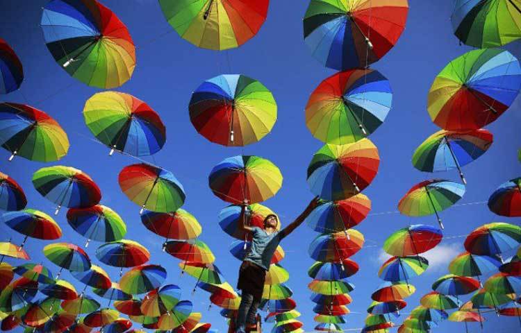 রমজানে সেজে উঠেছে প্যালেস্তাইনের রাস্তা। পুরো রমজানেই এই সাজ সাজ অবস্থা বিরাজ করবে।