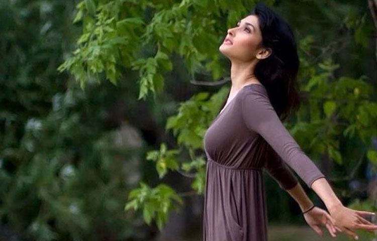 সাকিব আল হাসানের সঙ্গে বিজ্ঞাপনে মডেলিং করতে পেরে শিশির খুবই আনন্দিত।