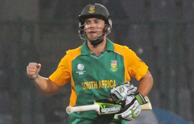 দ্রুততম ৯ হাজারের তালিকায় এক নম্বরে রয়েছেন এবি ডিভিলিয়ার্স। ২১৪ ম্যাচে ২০৫ ইনিংসে এই নজির গড়েছেন তিনি।