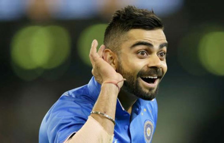 বিরাট কোহলি : তিনি বছরে মোট ১০-১২ কোটি টাকার বিজ্ঞাপনে মডেলিং করেন। সেই সঙ্গে বিজ্ঞাপনে অংশ নেয়ার জন্য একাধিক সংস্থার সঙ্গে চুক্তি রয়েছে তার।