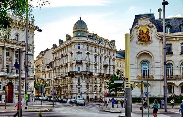 ভিয়েনা, অস্ট্রেলিয়া : এই শহরের সৌন্দর্যে সবাই মুগ্ধ হয়ে যান।