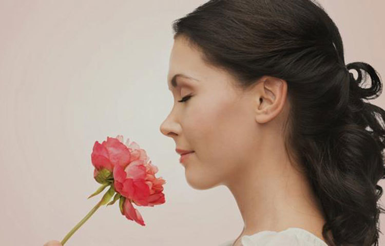 সিগারেট ছাড়া দ্বিতীয়দিন : ধূমপানের কারণে স্বাদ ও গন্ধ নেওয়ার যে ক্ষমতা কমে গিয়েছিলো, তা ধূমপান বন্ধ করার মাত্র দুইদিন পরেই বাড়তে শুরু করে।