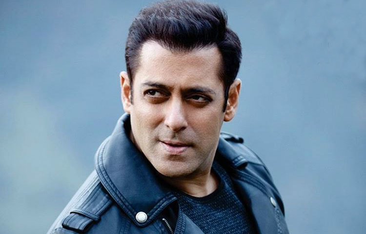 সালমান খান : বলিউডের সুদর্শন এই অভিনেতা ২৩ কোটি মার্কিন ডলারের সম্পদের মালিক।